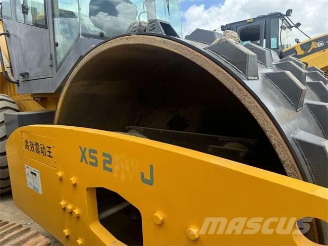 XCMG XS 223 J Tek tamburlu silindirler