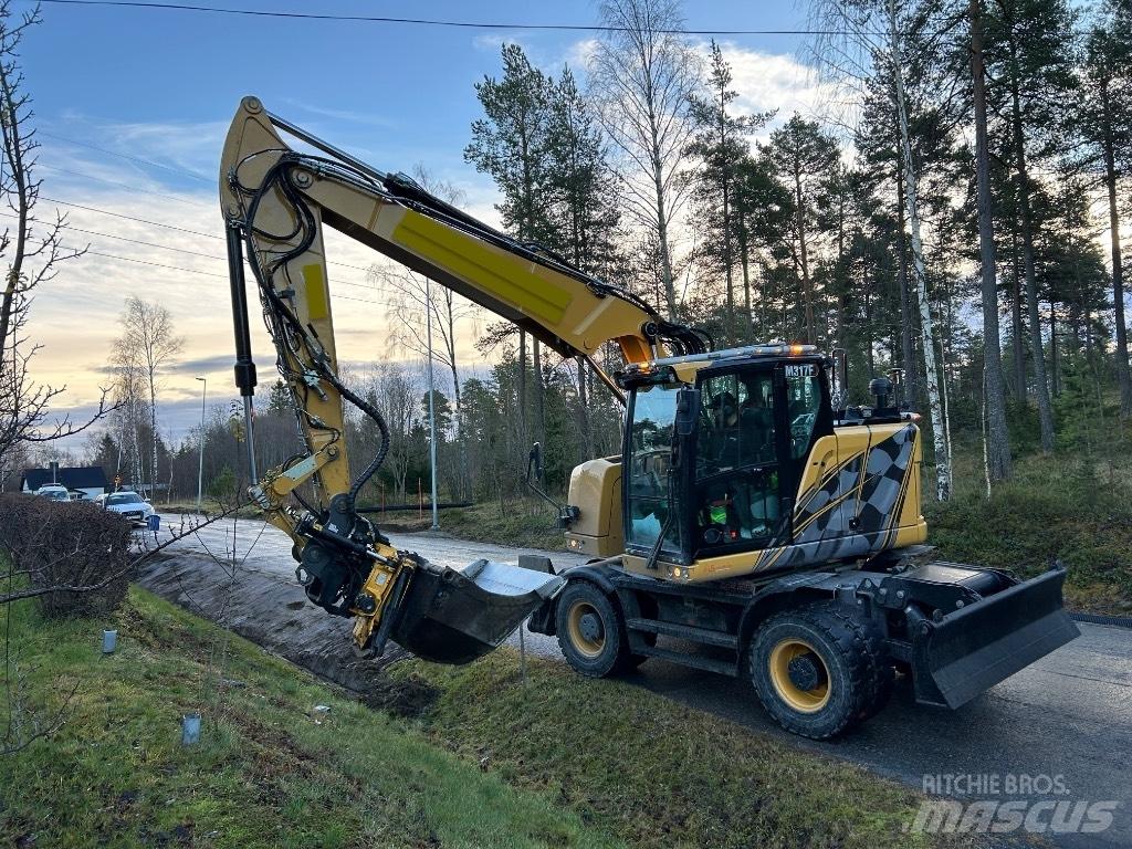 CAT M 317F Lastik tekerli ekskavatörler