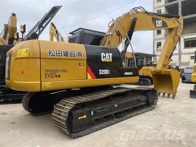 CAT 320 D Paletli ekskavatörler