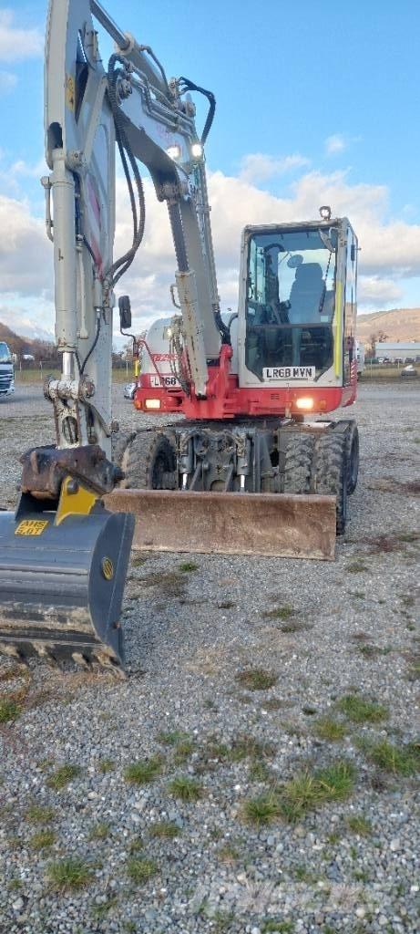 Takeuchi TB 295 W Lastik tekerli ekskavatörler