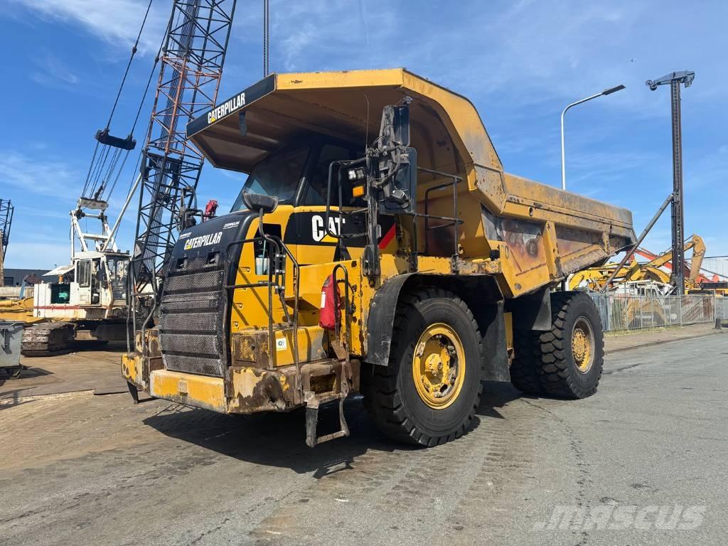 CAT 770 Yol disi kaya kamyonu