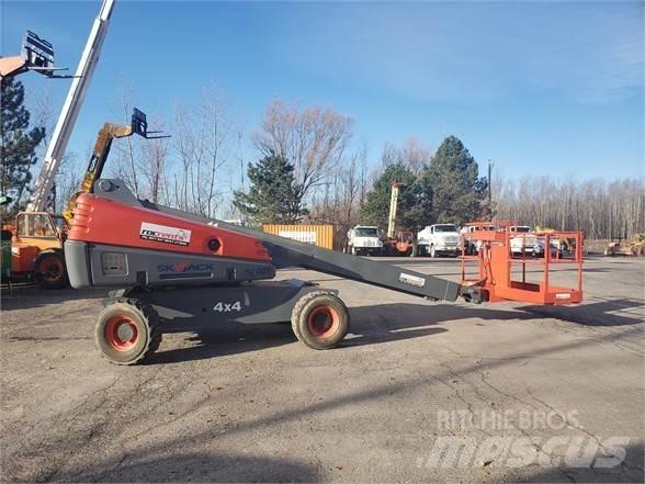 SkyJack SJ40T Teleskopik personel platformları