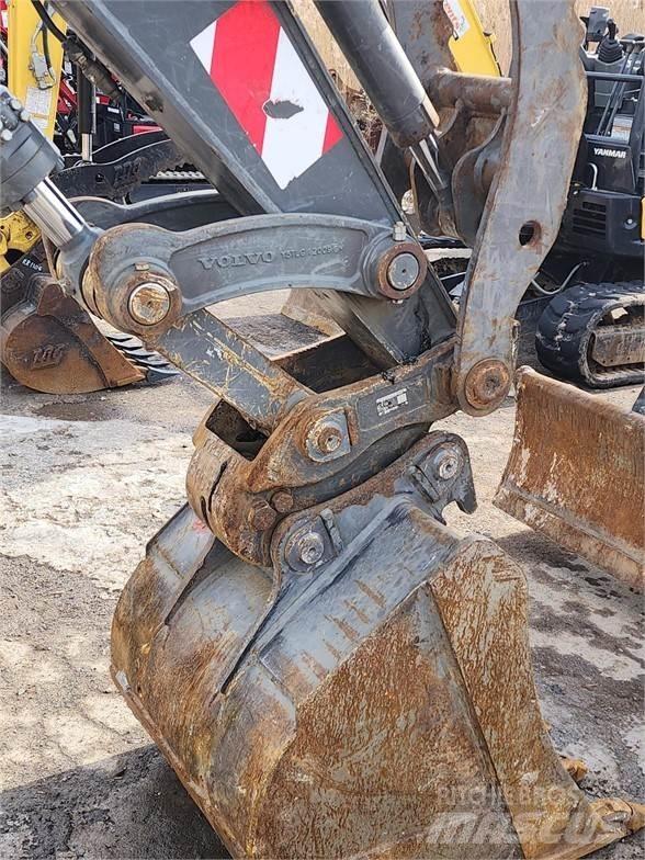 Volvo ECR88D Paletli ekskavatörler