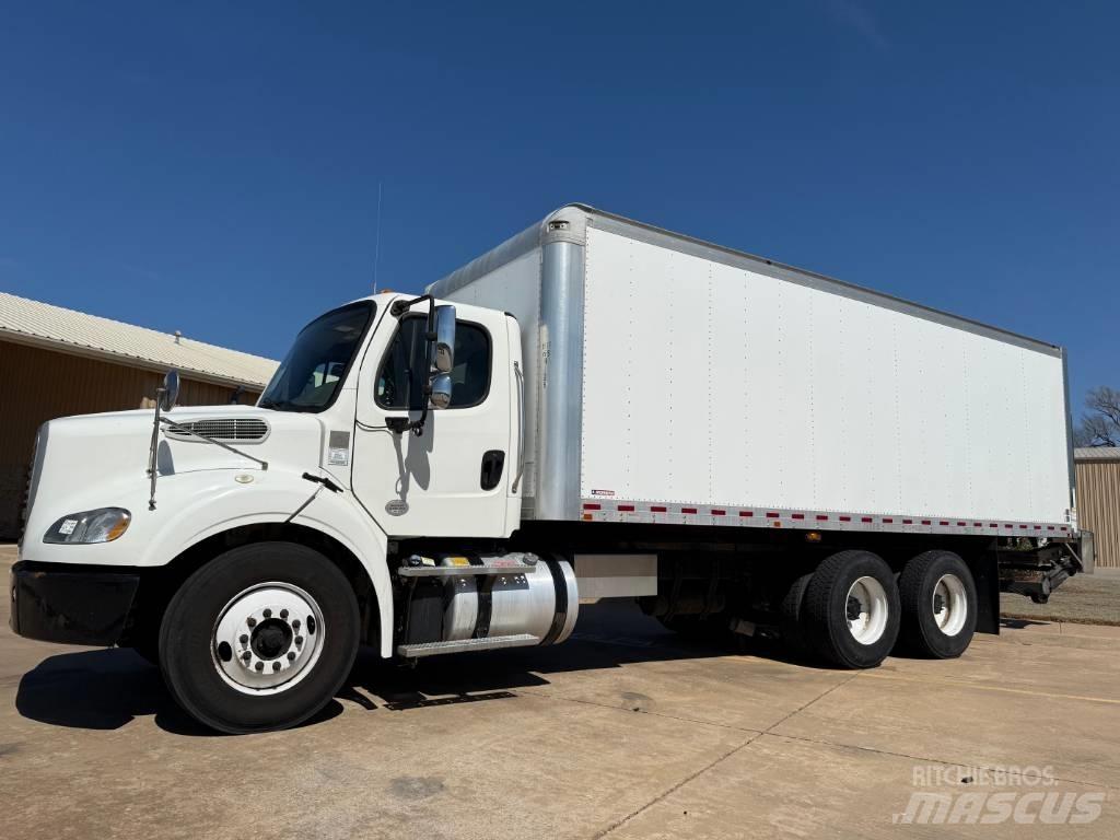 Freightliner M 106 Kapali kasa kamyonlar