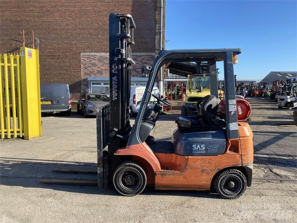 Toyota 42-7FGF15 LPG'li forkliftler