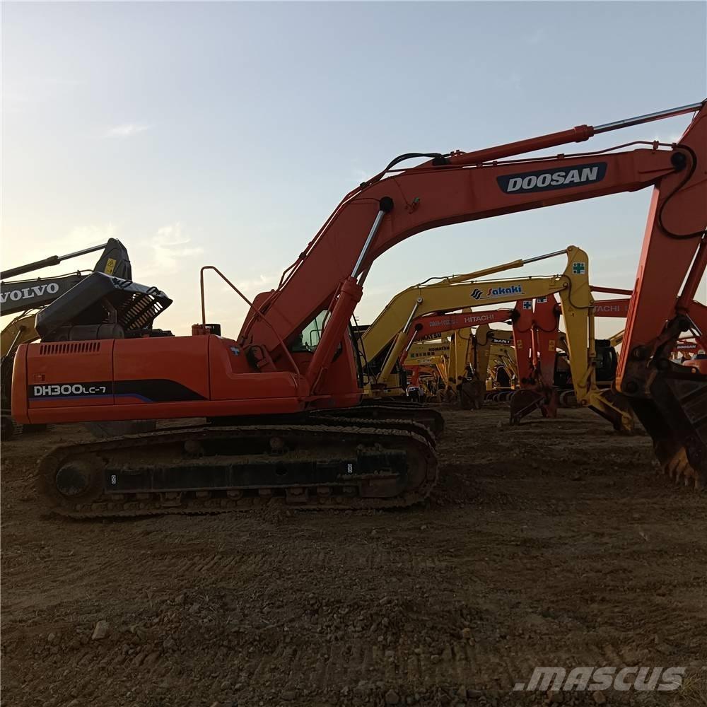Doosan DH300LC-7 Paletli ekskavatörler