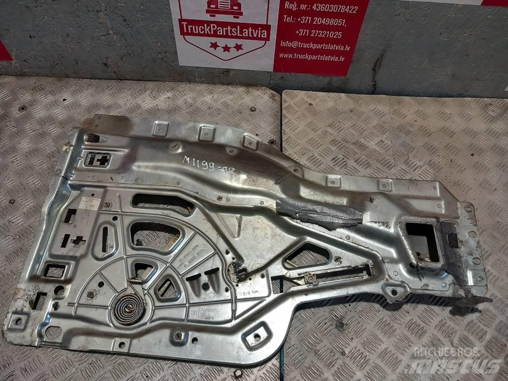 MAN TGM  81626456035 Kabinler