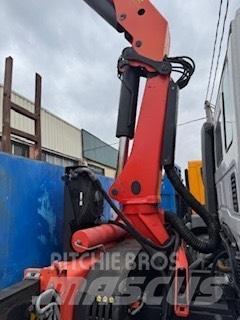 Iveco Trakker 310 Araç üzeri vinçler