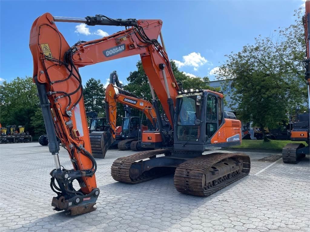 Doosan DX235LC-5 Paletli ekskavatörler