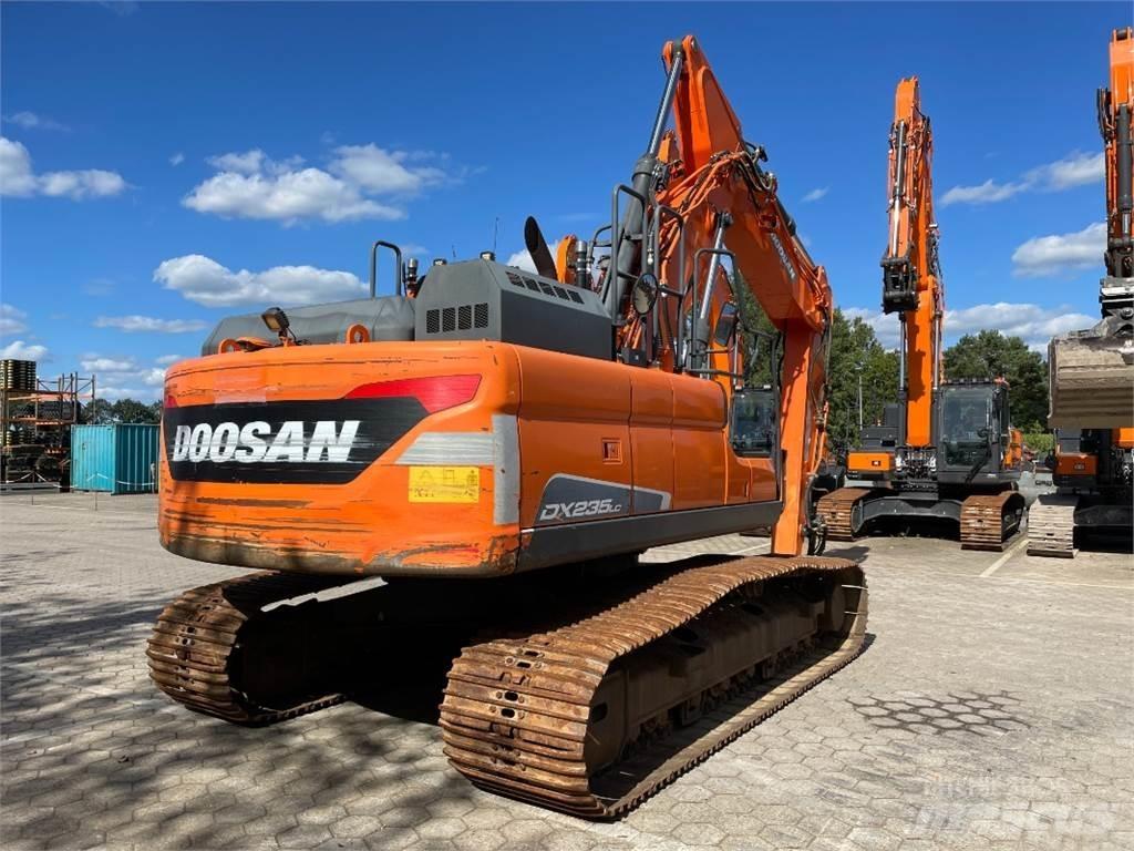Doosan DX235LC-5 Paletli ekskavatörler