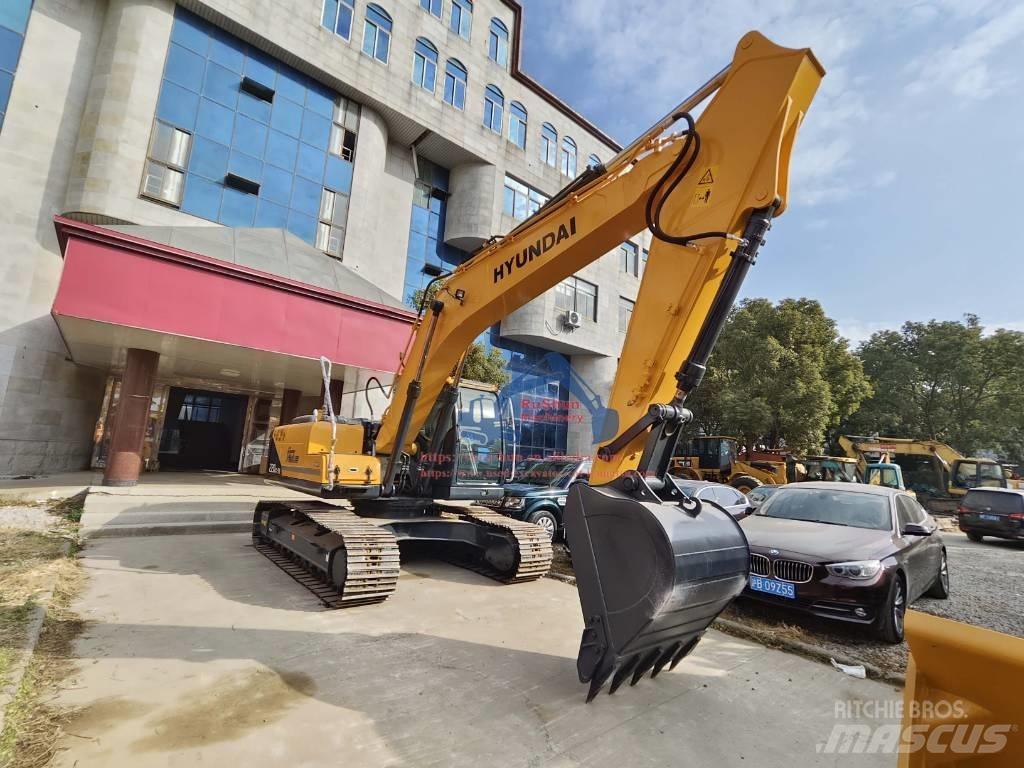 Hyundai 220 Paletli ekskavatörler