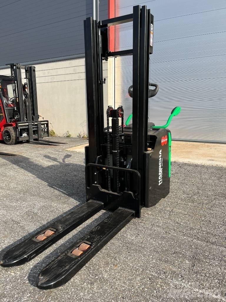 Hangcha CDD16-AC2S Akülü depo ekipmanları