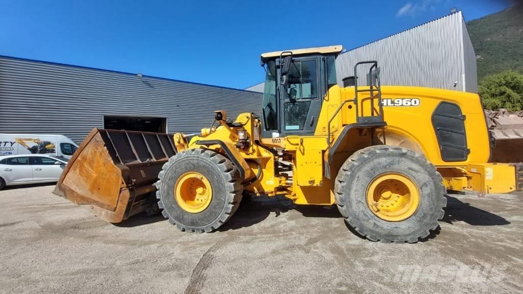 Hyundai HL 960 Tekerlekli yükleyiciler