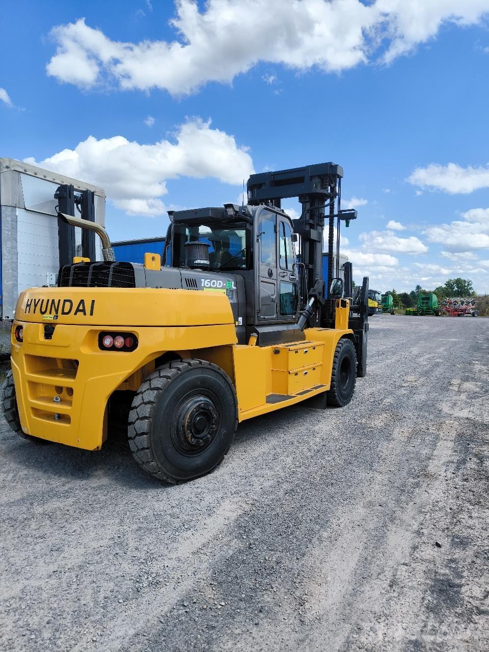 Hyundai 160D-9L Teleskobik yükleyiciler