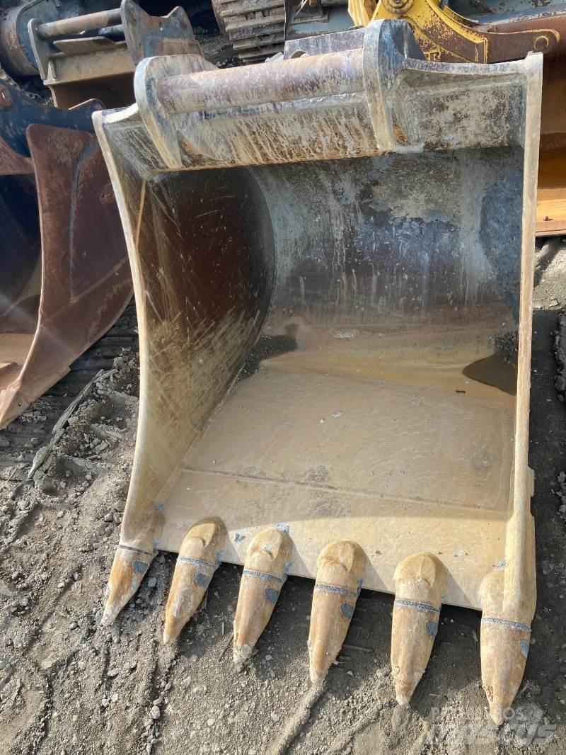 Liebherr R926 Paletli ekskavatörler