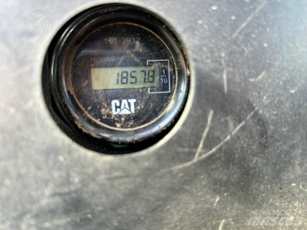 CAT 303.5 C Mini ekskavatörler, 7 tona dek