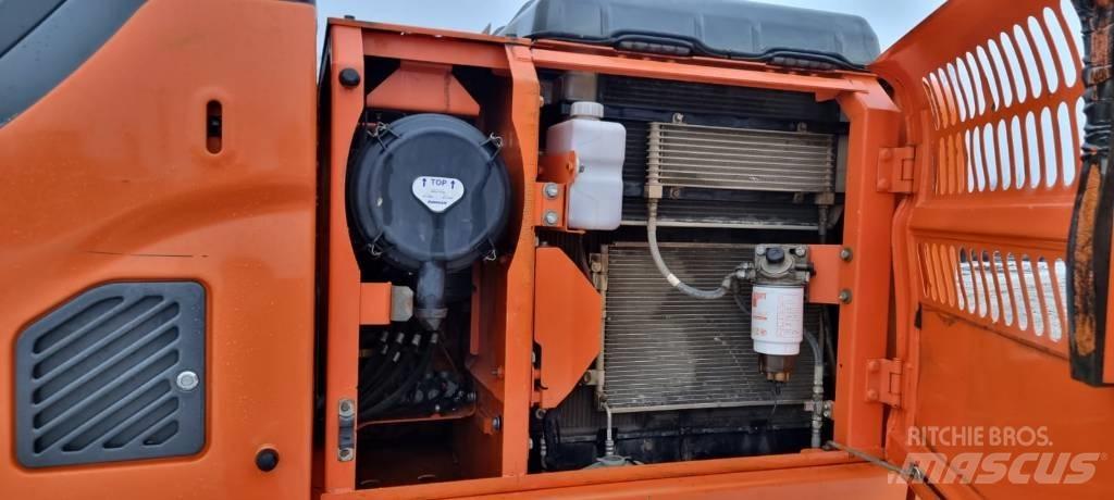 Doosan DX 140 LC-3 Paletli ekskavatörler
