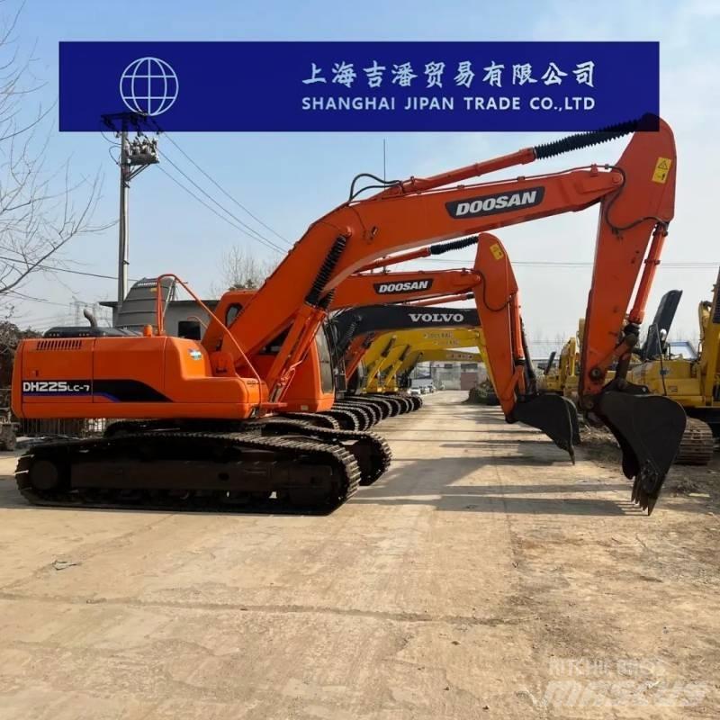Doosan DH 225 LC-7 Paletli ekskavatörler