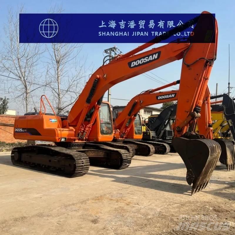Doosan DH 225 LC-7 Paletli ekskavatörler
