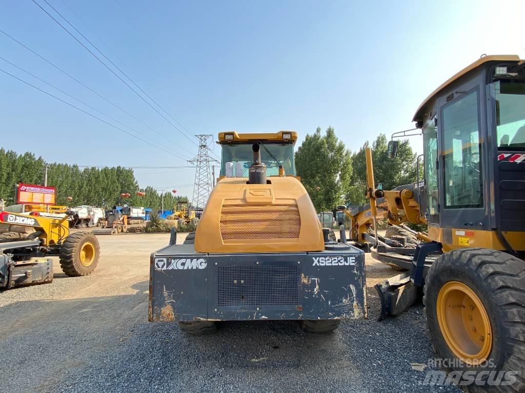 XCMG SX233JE Tek tamburlu silindirler