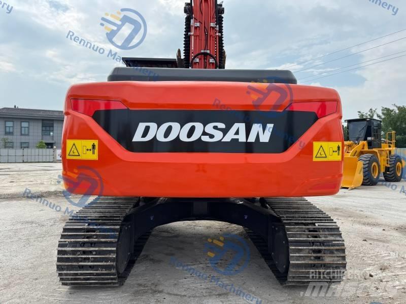 Doosan DX 225 LC-9C Paletli ekskavatörler