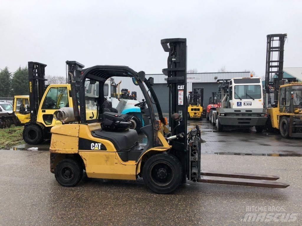 CAT GP35N LPG'li forkliftler