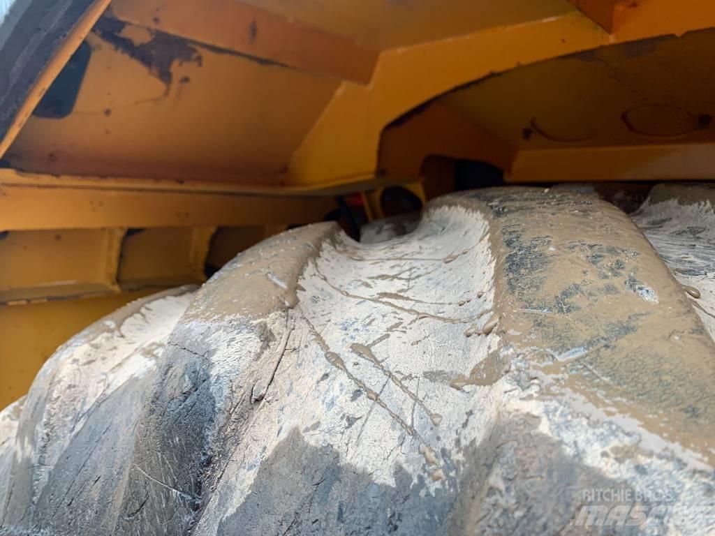 Bell B 20E Belden kirma kaya kamyonu