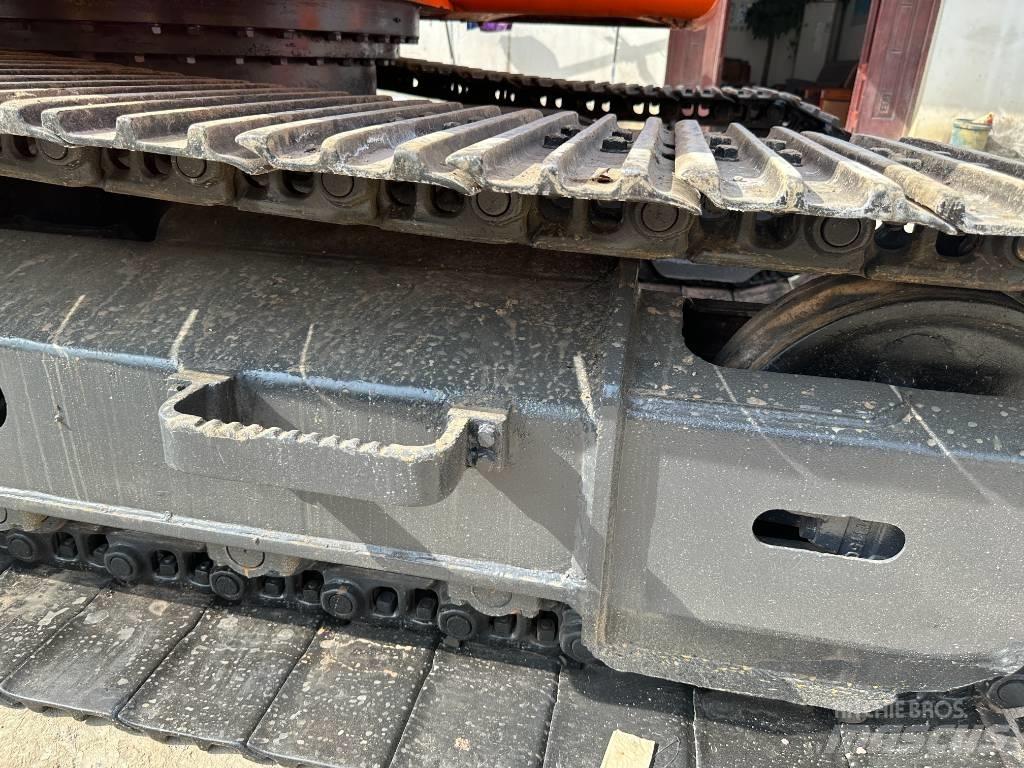 Doosan DX 160 LC Paletli ekskavatörler
