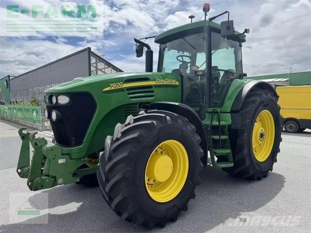 John Deere 7920 Traktörler