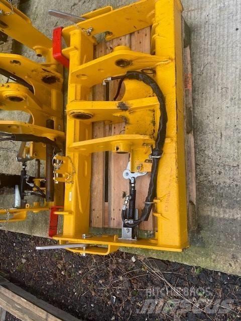 JCB QFIT HEADSTOCK Diger yükleme ve kazma ekipmanlari