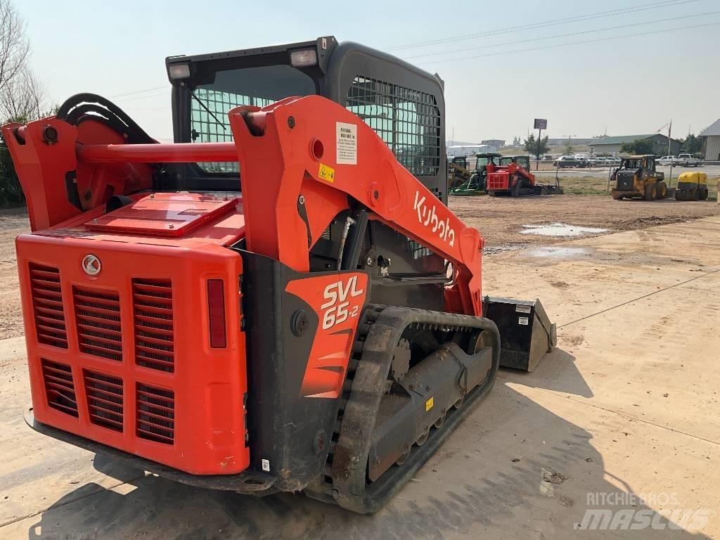 Kubota SVL65-2 Skid steer loderler