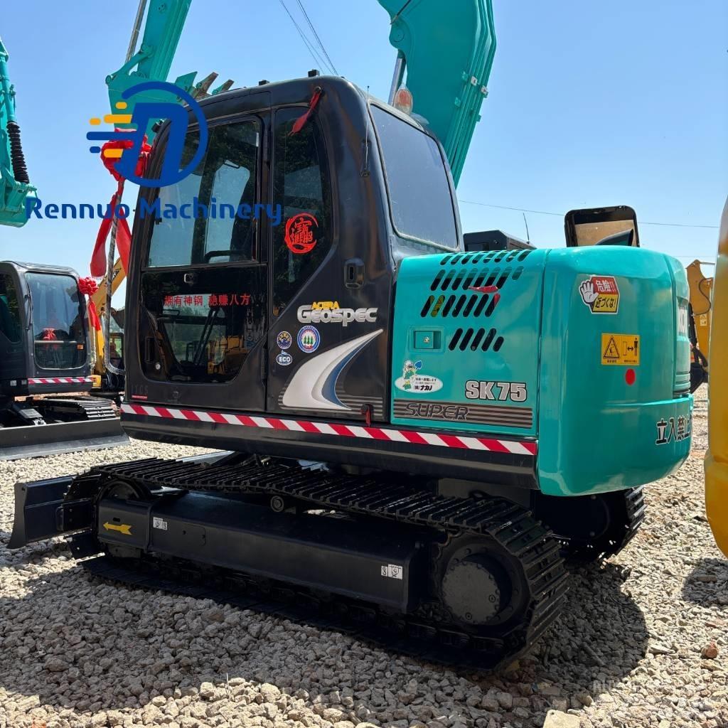 Kobelco SK75 Paletli ekskavatörler