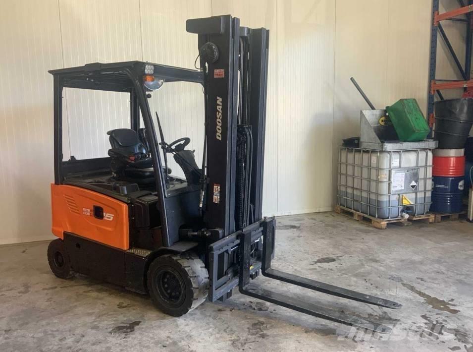Doosan B 25 X-7 Elektrikli forkliftler
