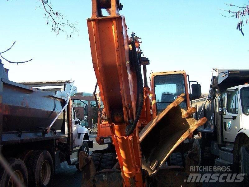 Daewoo S180W Lastik tekerli ekskavatörler