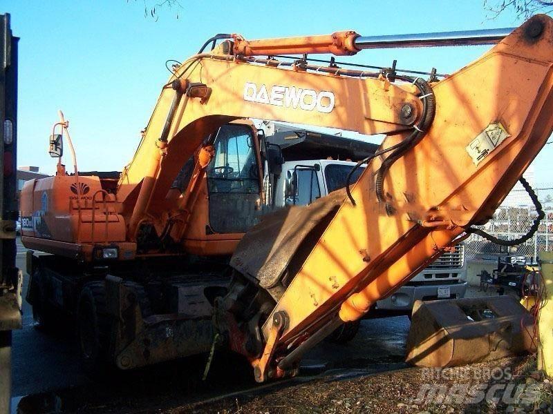 Daewoo S180W Lastik tekerli ekskavatörler