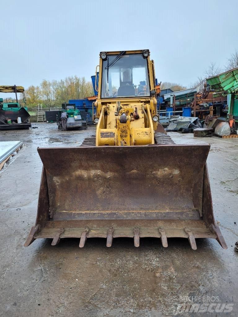 CAT 953 Paletli yükleyiciler