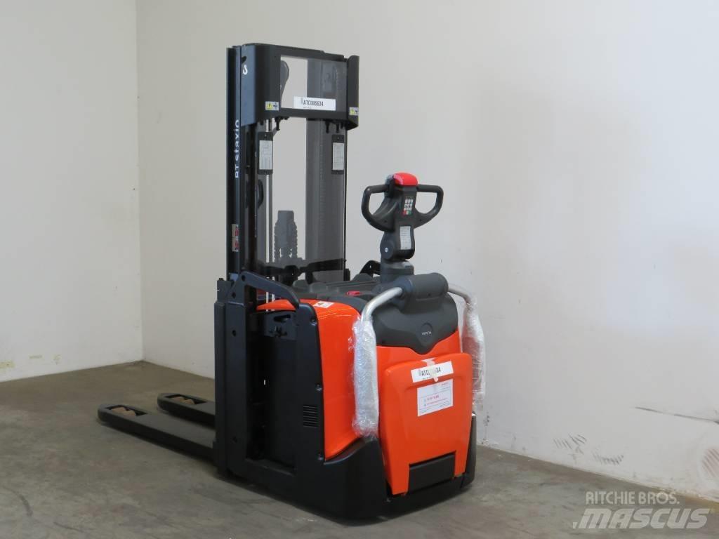 BT SPE 120 L GB Yaya kumandali istif makinasi
