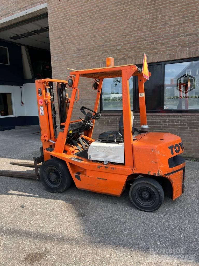 Toyota 02-4FD25 Dizel forkliftler