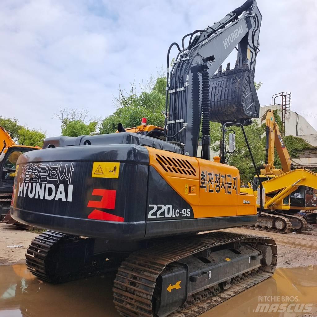 Hyundai 220lc-9s Paletli ekskavatörler