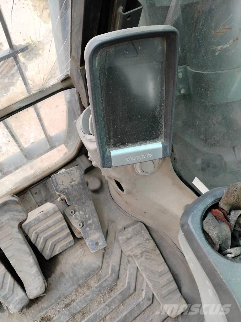 Volvo EC 210 C Paletli ekskavatörler
