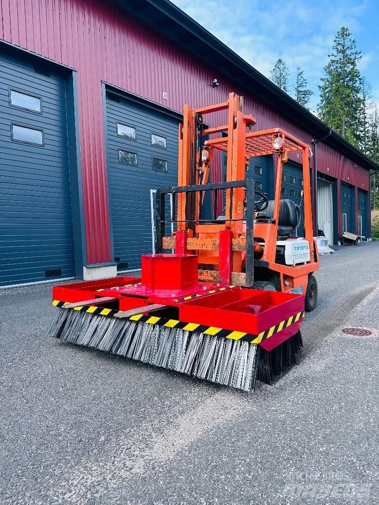  Lanzani Polyp Brush Süpürgeler