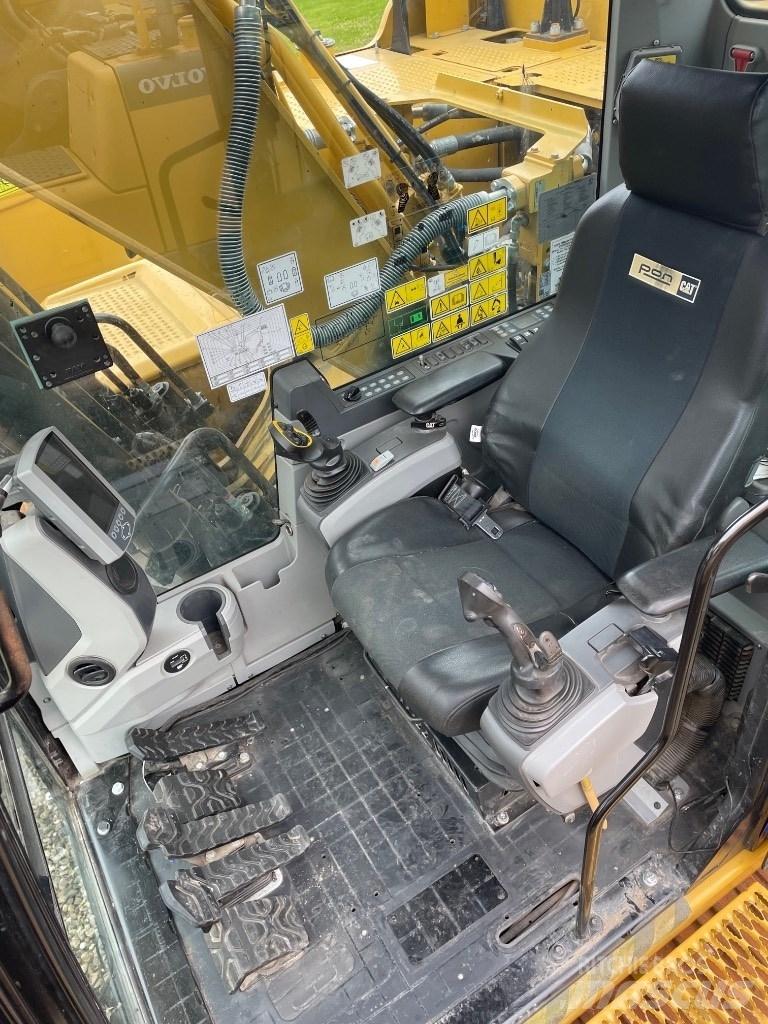 CAT 323FL Paletli ekskavatörler