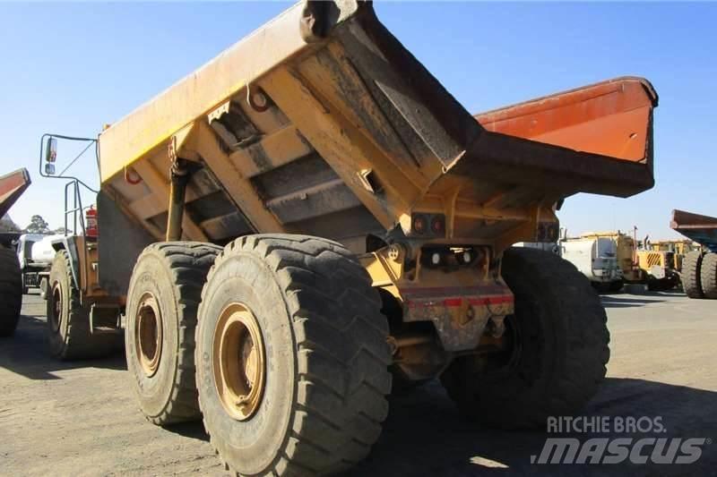 Bell B40D Belden kirma kaya kamyonu