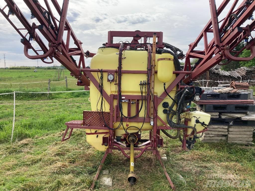 Hardi Mega 1000 Monte edilebilir pülverizatörler