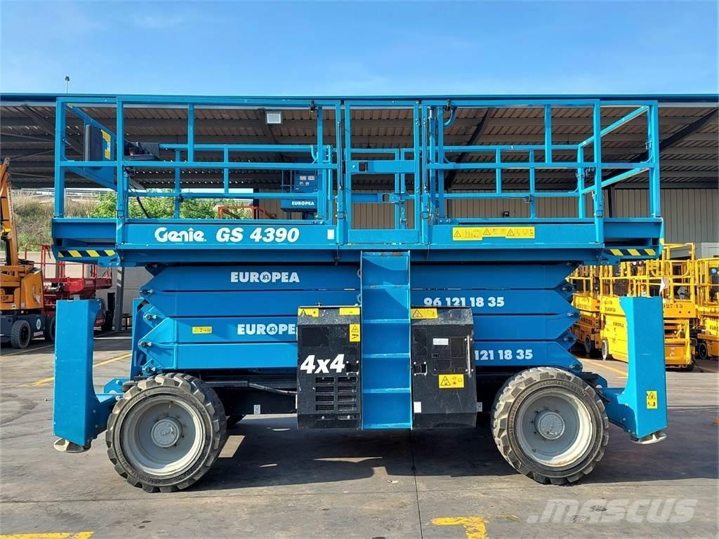 Genie GS4390 Makasli platformlar