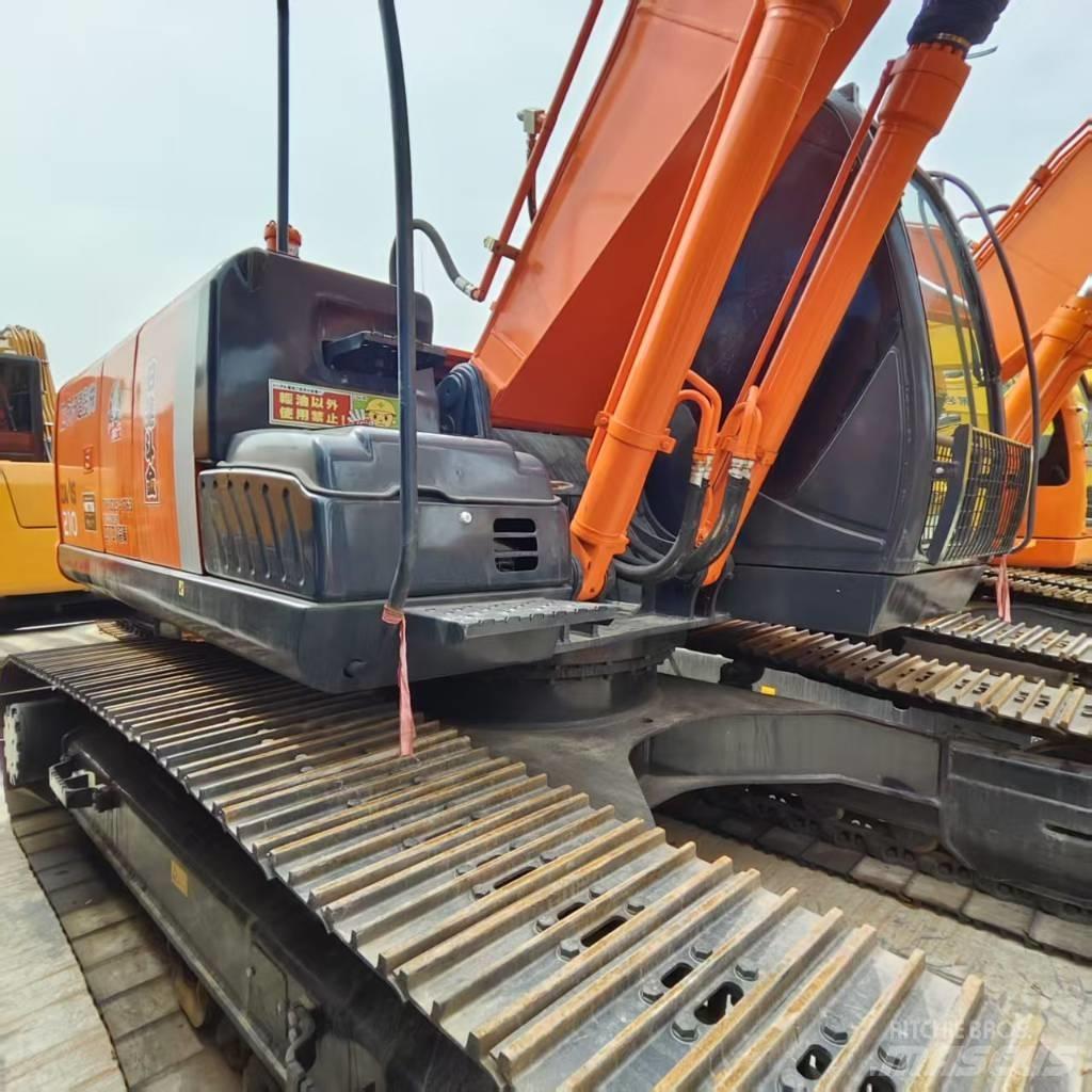 Hitachi ZX 210 Paletli ekskavatörler