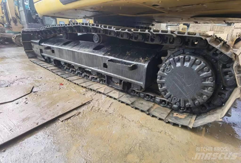 CAT 320CL Paletli ekskavatörler