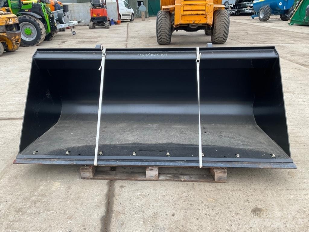 JCB SHOVEL BUCKET Kovalar