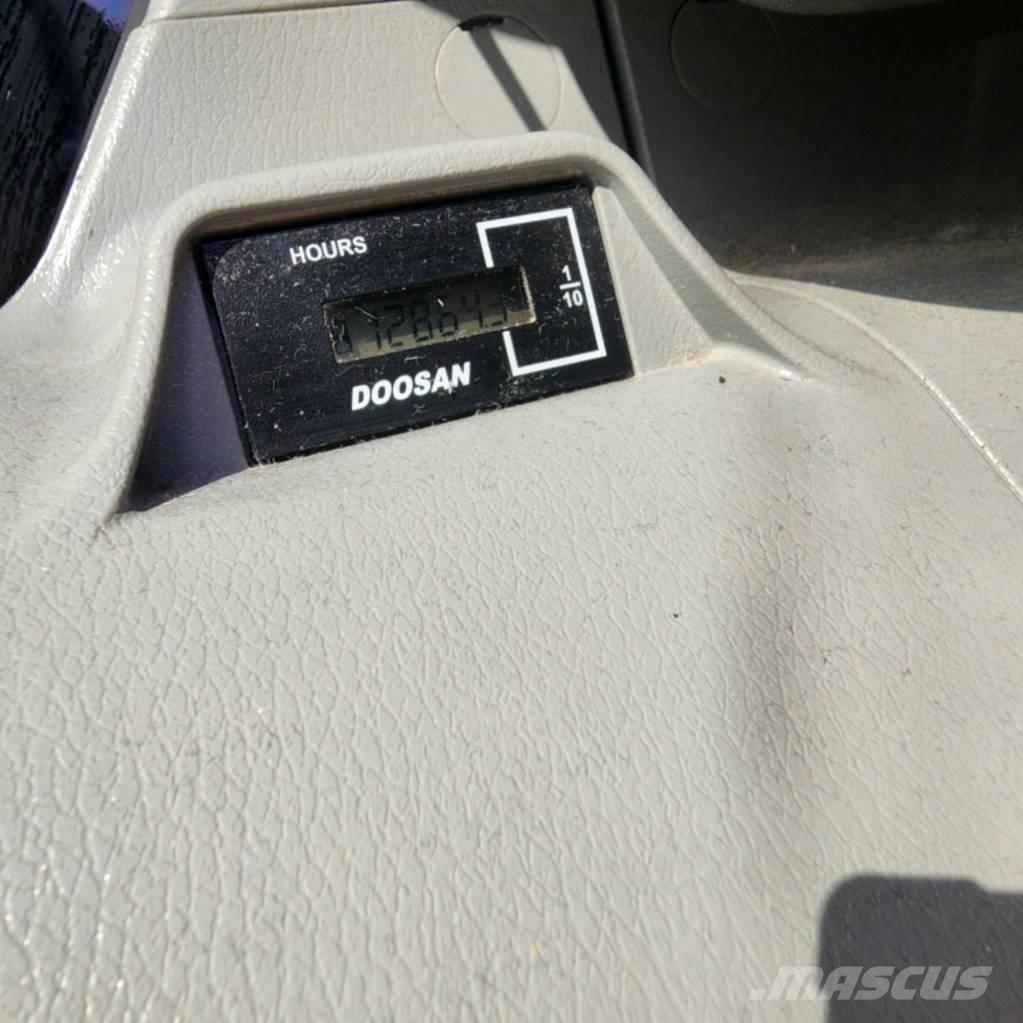 Doosan DX300LC-5L Paletli ekskavatörler