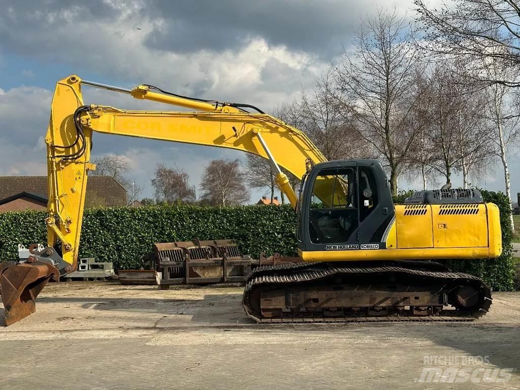 New Holland E215 Paletli ekskavatörler